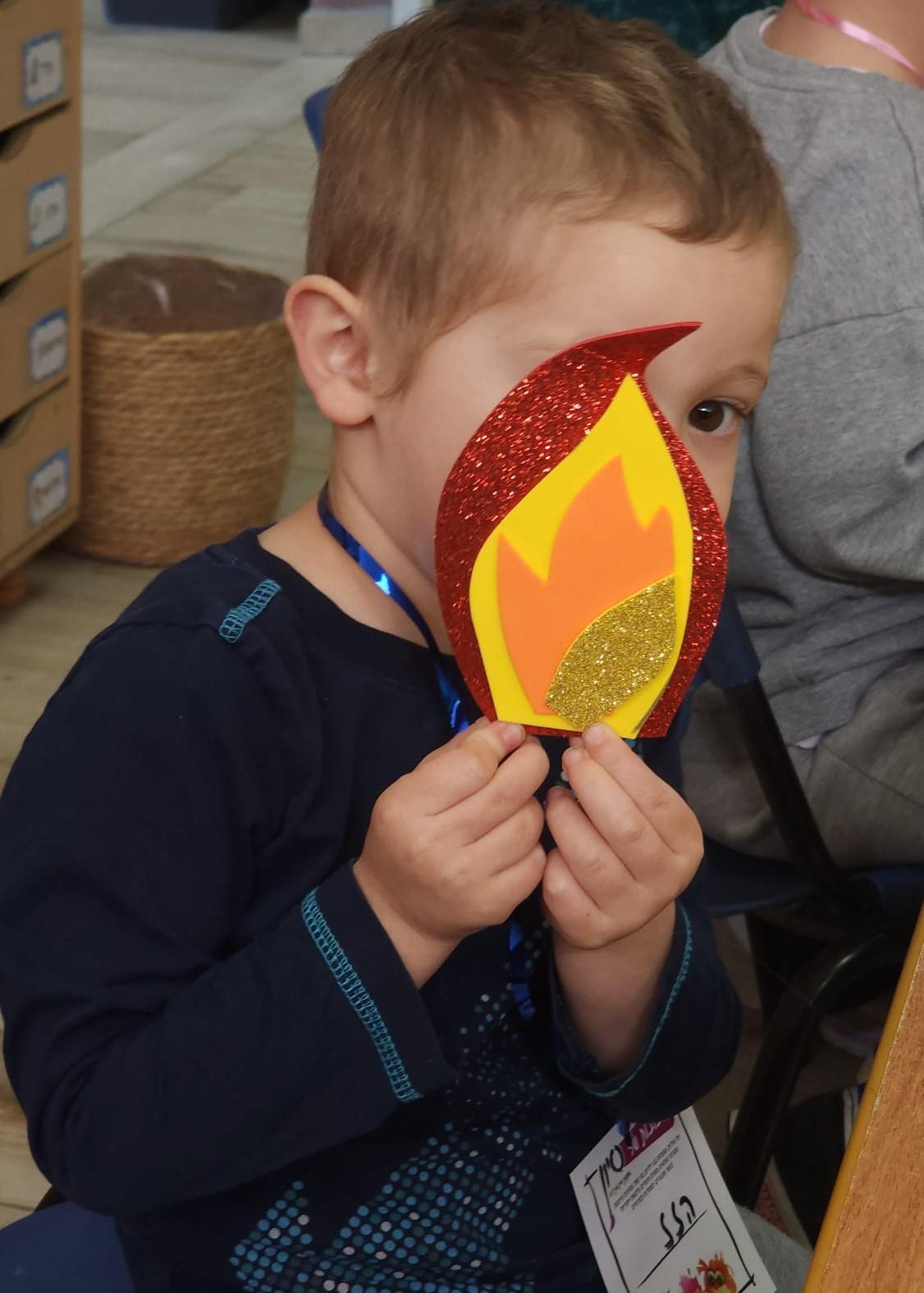 בובה נר עשה זאת בעצמך 